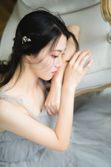 女子半夜莲花开的表现